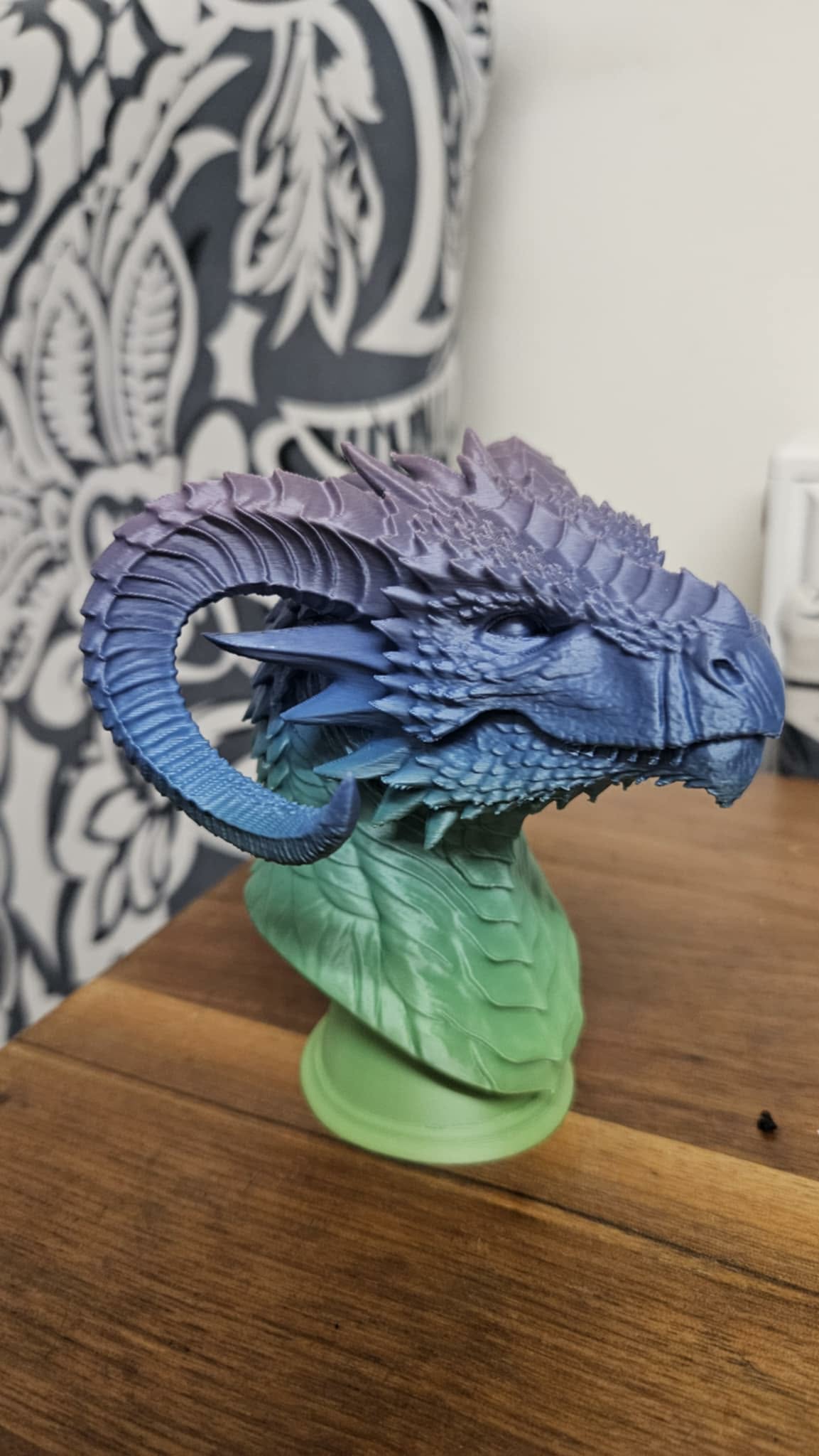 3d printed dragon head sculpture